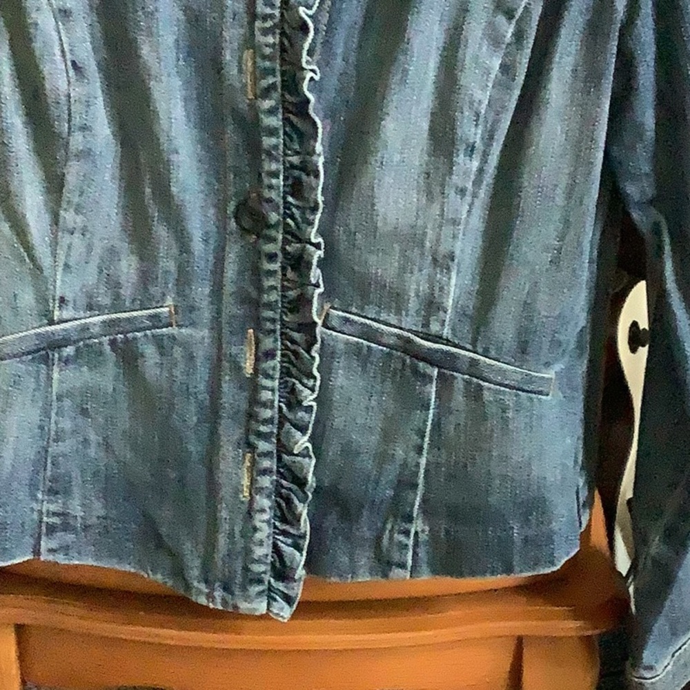 Denim jacket - Picture 2 of 5